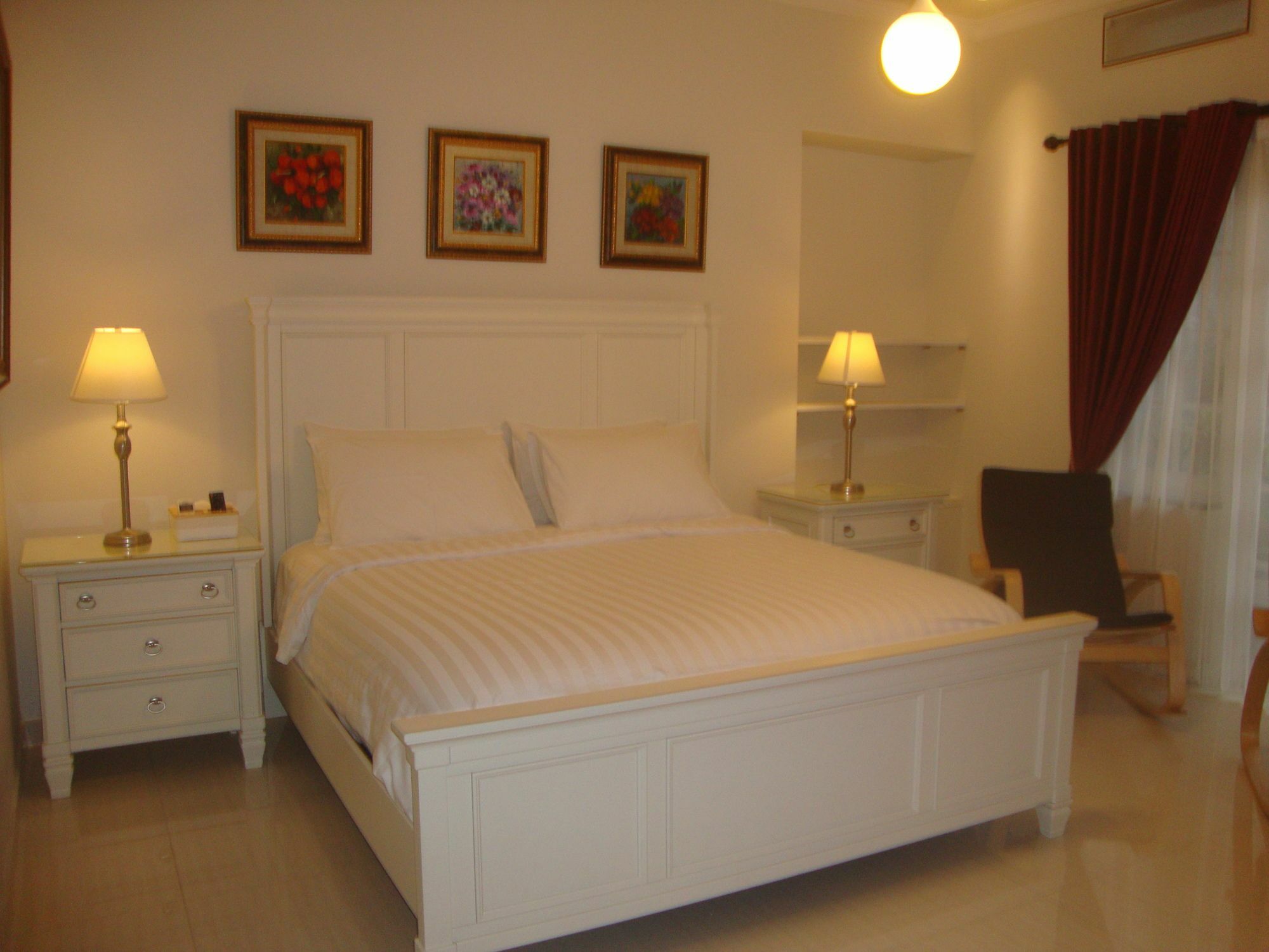 Front One Boutique Baluran Malang Hotell Exteriör bild